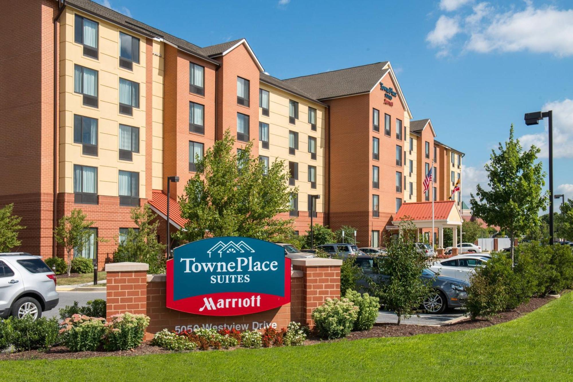 Towneplace Suites By Marriott Frederick Exterior photo